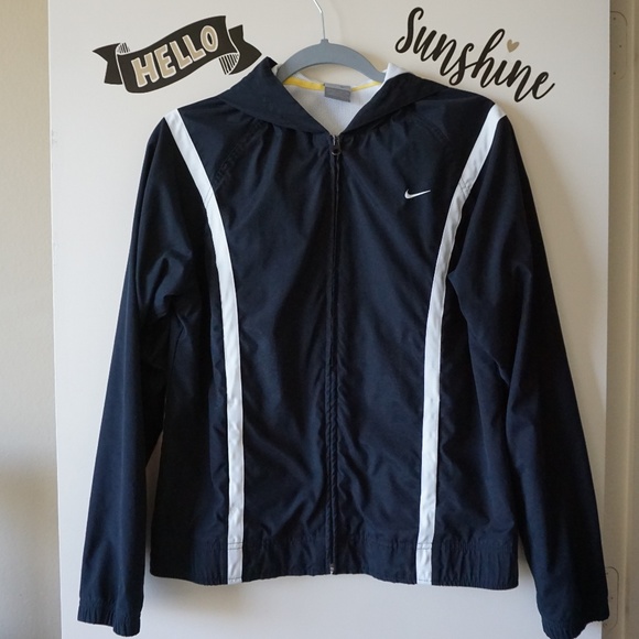 Nike Jackets & Blazers - Nike Black & White Windbreaker Jacket Size M